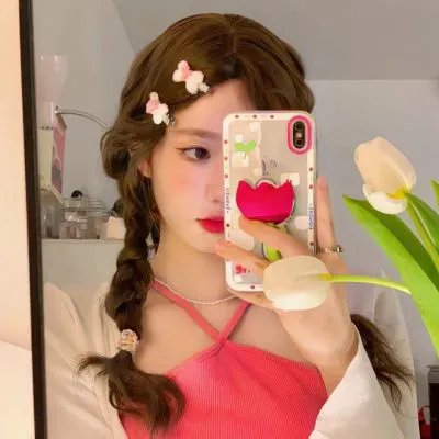 女主角